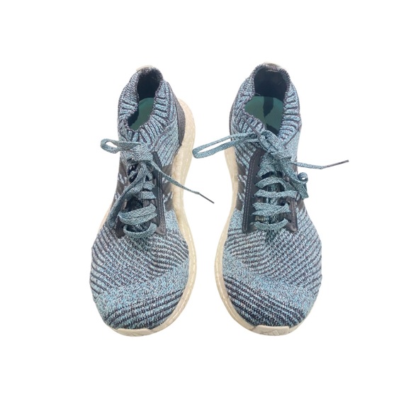 Store Return Women’s Adidas Parley Size8.5 - Picture 3 of 4